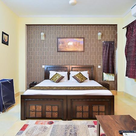 Studio Serviced Apartments Near Fortis Hospital Gurgaon Luaran gambar