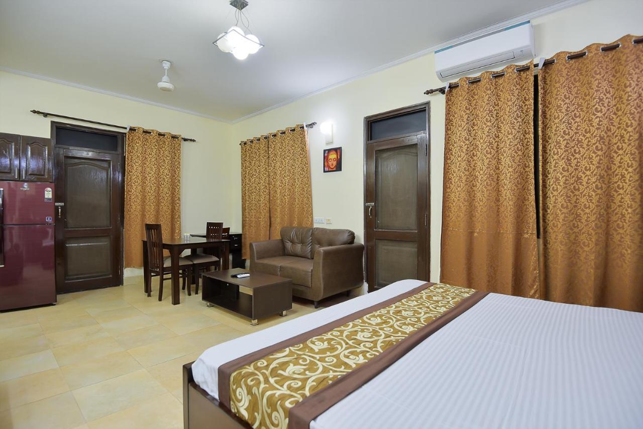Studio Serviced Apartments Near Fortis Hospital Gurgaon Luaran gambar