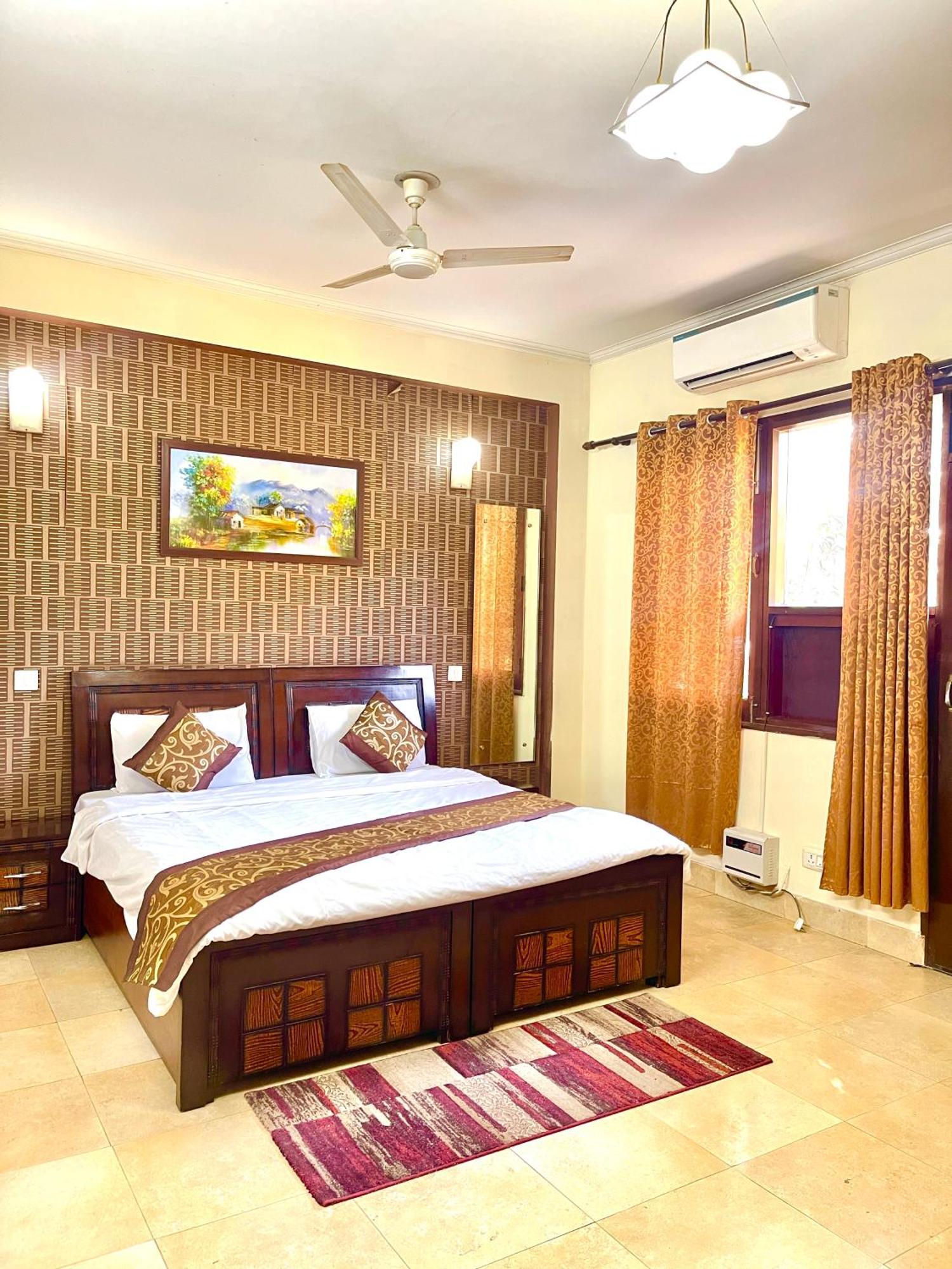 Studio Serviced Apartments Near Fortis Hospital Gurgaon Luaran gambar